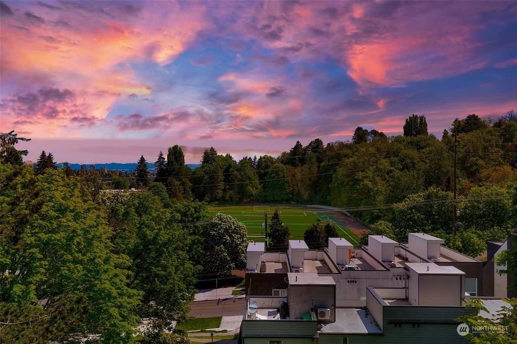 Photo of 2818 4th Avenue W, Seattle, WA 98119 (MLS # 2047397)