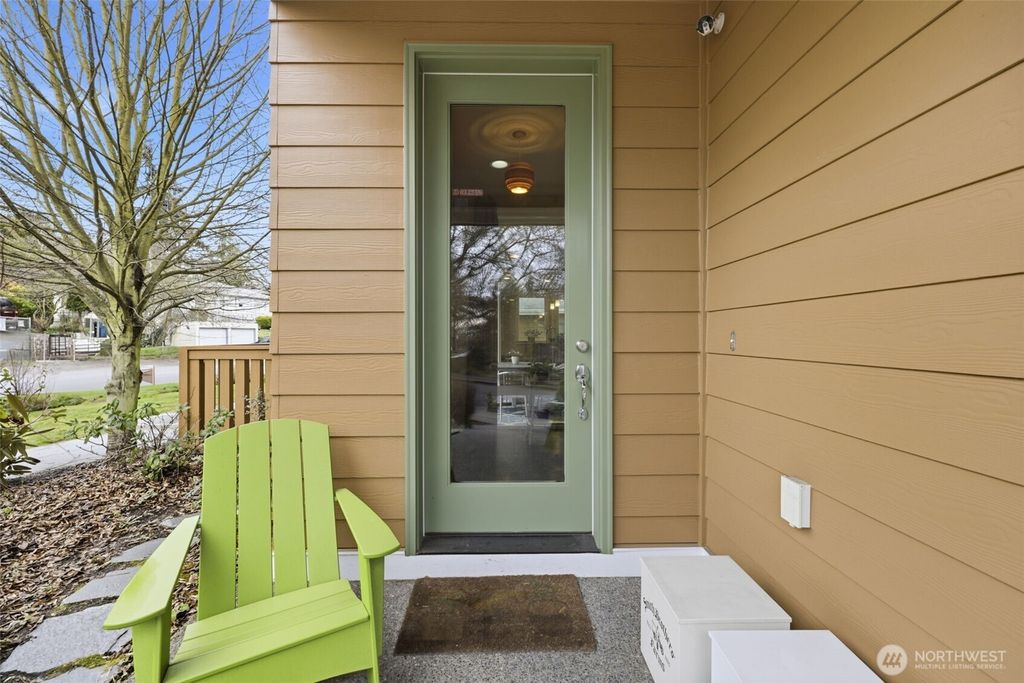 Photo of 3129 S Adams Street, Seattle, WA 98108 (MLS # 2493647)