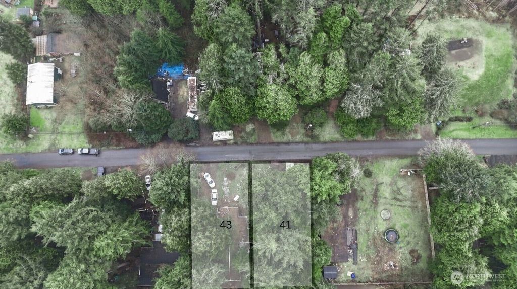 Photo of 41 Moonrise Lane, Pacific Beach, WA 98571 (MLS # 2489089)