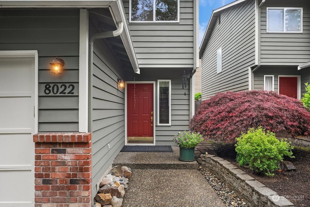 Photo of 8022 NE 178th Lane #7, Kenmore, WA 98028 (MLS # 2244368)