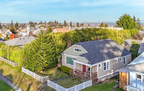 Photo of 3571 E F Street, Tacoma, WA 98404 (MLS # 2477520)