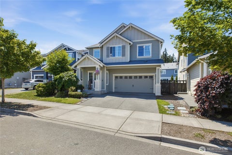 Photo of 33161 Glacier Avenue SE, Black Diamond, WA 98010 (MLS # 2549292)