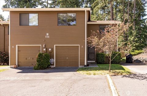 111 NW Columbia Drive B7 Oak Harbor WA 98277