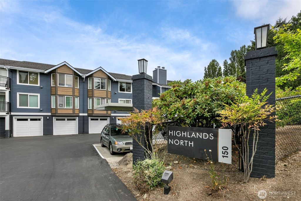 Photo of 150 NE 95th Street #410, Seattle, WA 98115 (MLS # 2453919)