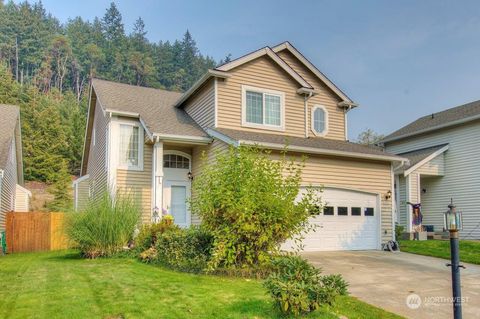 Photo of 6839 61st Street W, University Place, WA 98467 (MLS # 2012712)
