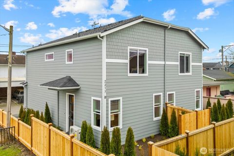 Photo of 2217 Hoyt Avenue #B, Everett, WA 98201 (MLS # 2483166)