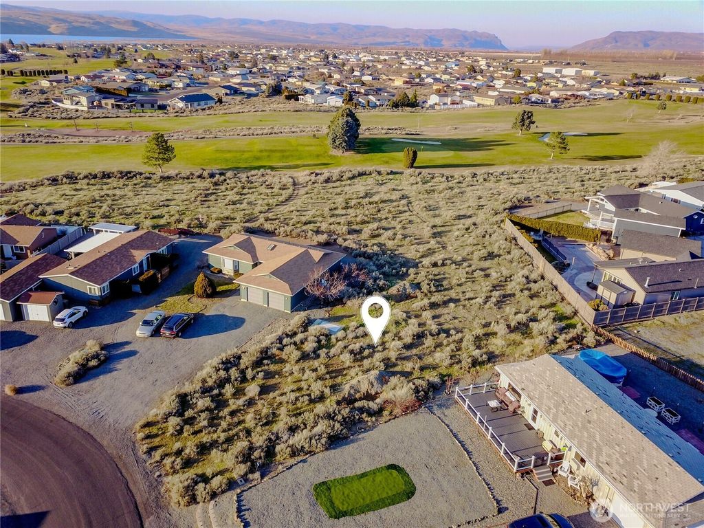 Photo of 416 Autumn Loop SW, Mattawa, WA 99349 (MLS # 2470417)