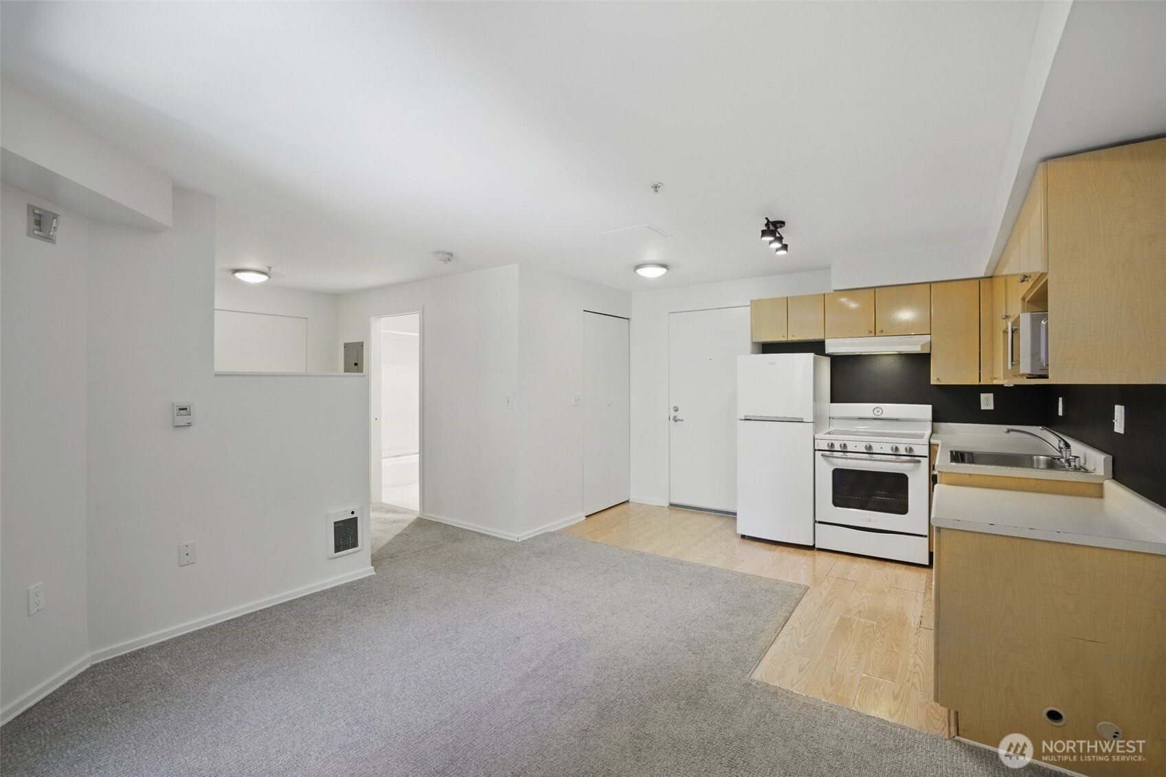 425 Vine Street 513