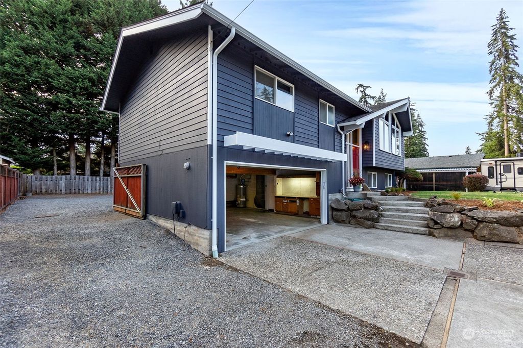 Photo of 11121 46th Avenue NE, Marysville, WA 98271 (MLS # 2276915)