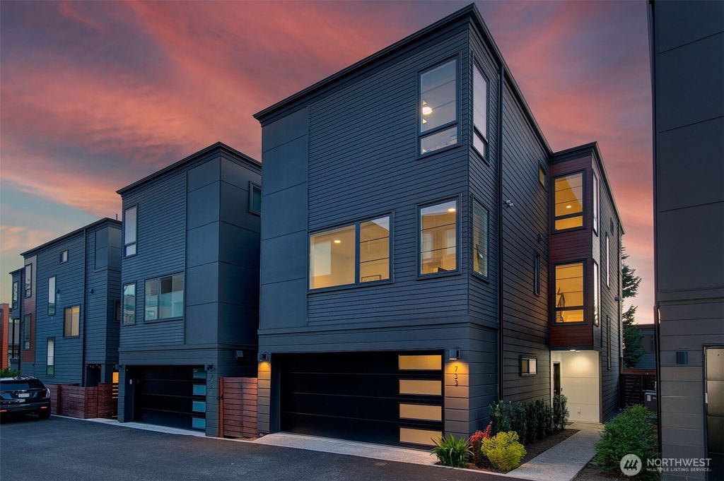 Photo of 733 4th Court S, Kirkland, WA 98033 (MLS # 2433140)