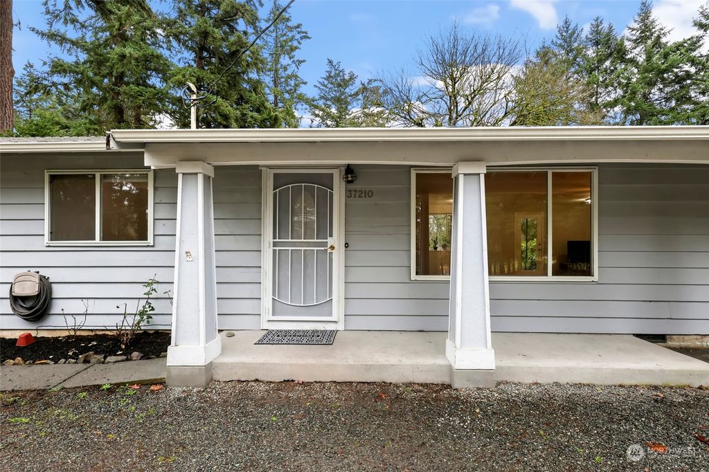 Photo of 37210 49th Avenue S, Auburn, WA 98001 (MLS # 2318615)