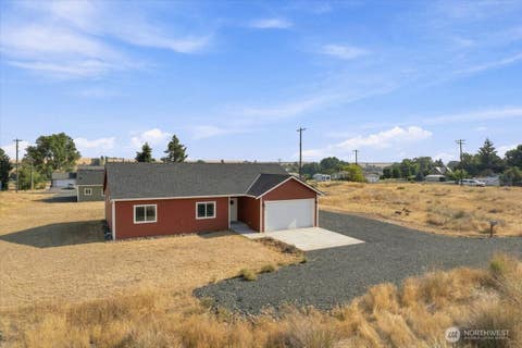 Photo of 621 SW Pope Ave Ave, Wilbur, WA 99185 (MLS # 2573897)