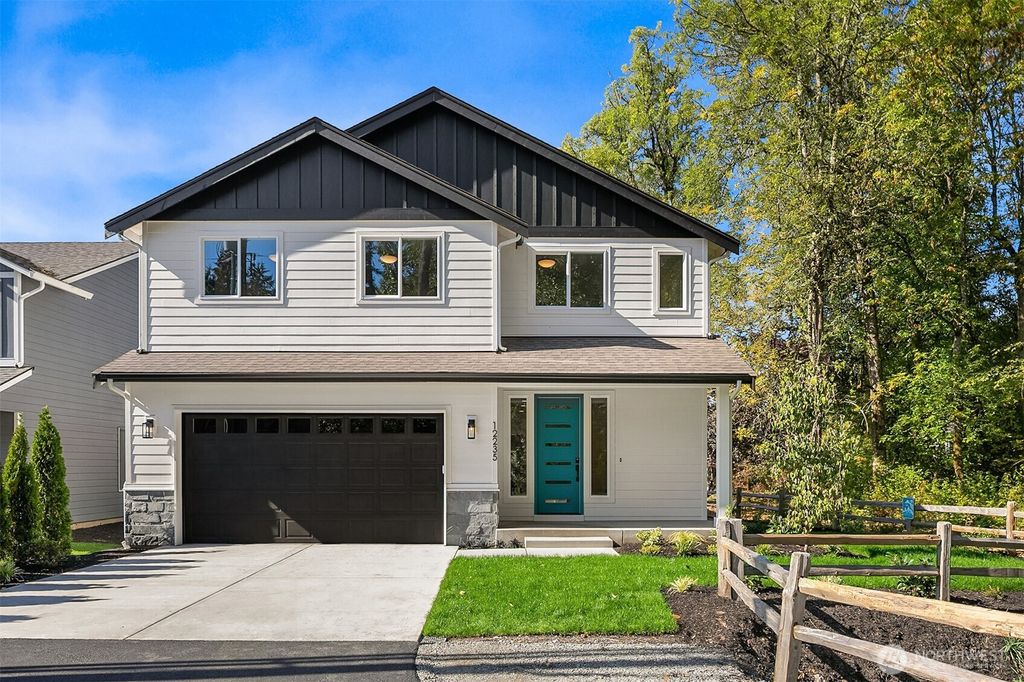 Photo of 12235 156th Ave SE Ave, Renton, WA 98059 (MLS # 2453177)