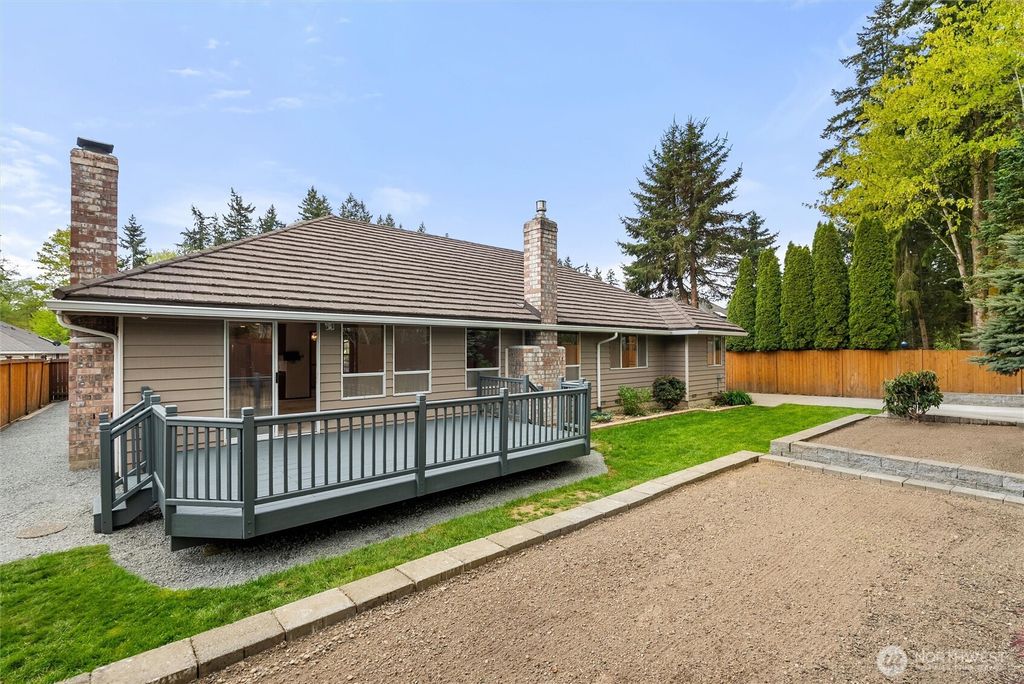 Photo of 4029 122nd Place SE, Everett, WA 98208 (MLS # 2515021)