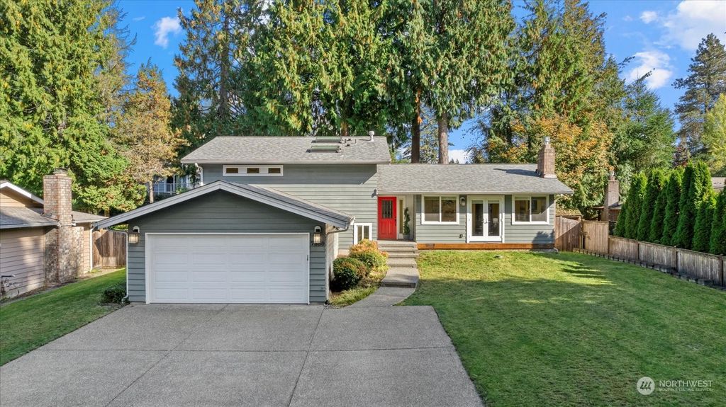 Photo of 7330 129th Avenue NE, Kirkland, WA 98033 (MLS # 2300985)
