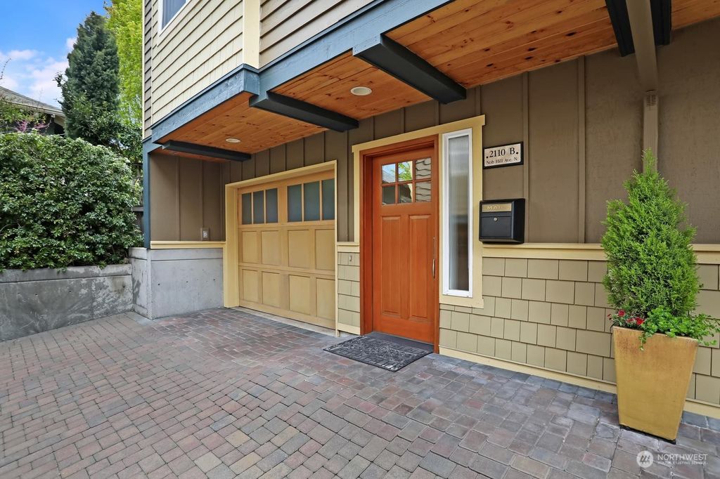 Photo of 2110 Nob Hill Avenue N #B, Seattle, WA 98109 (MLS # 2060850)