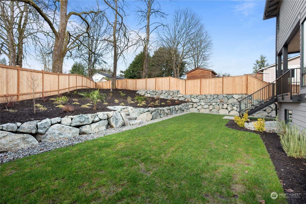 Photo of 19515 32nd Avenue NE, Lake Forest Park, WA 98155 (MLS # 2036733)