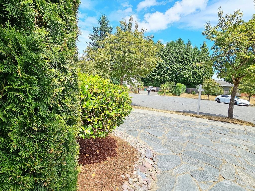 Photo of 17614 14th Place W, Lynnwood, WA 98037 (MLS # 2137375)