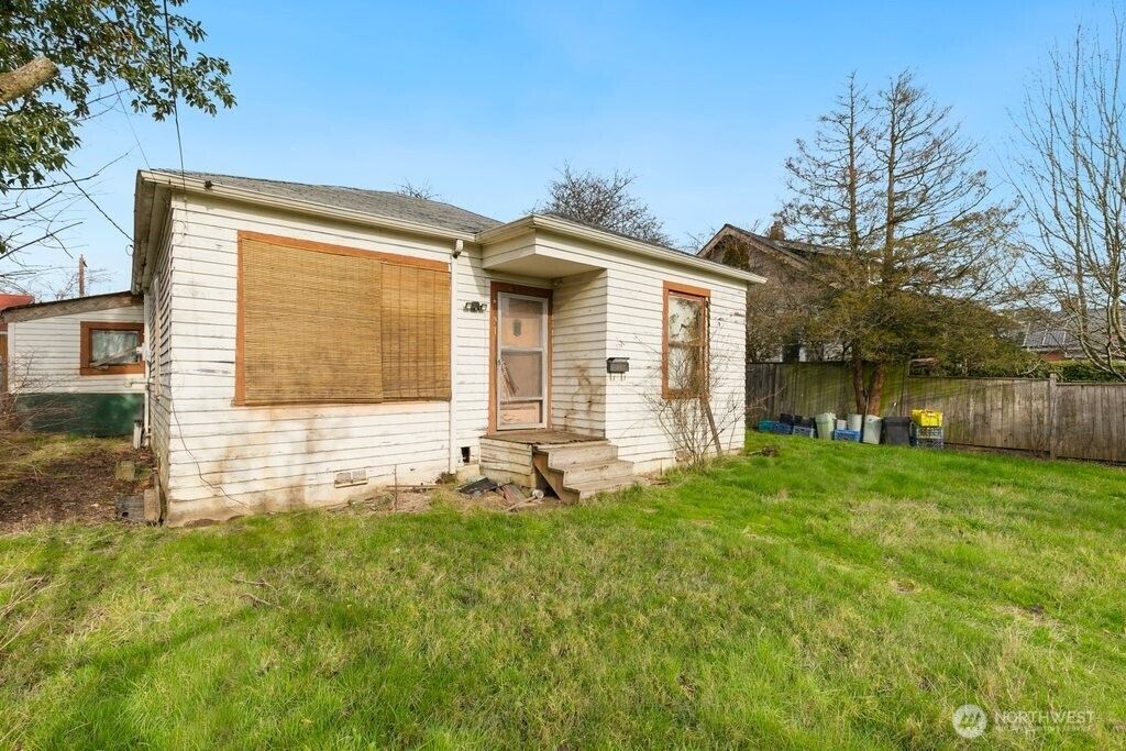 Photo of 3910 S Morgan Street, Seattle, WA 98118 (MLS # 2470441)