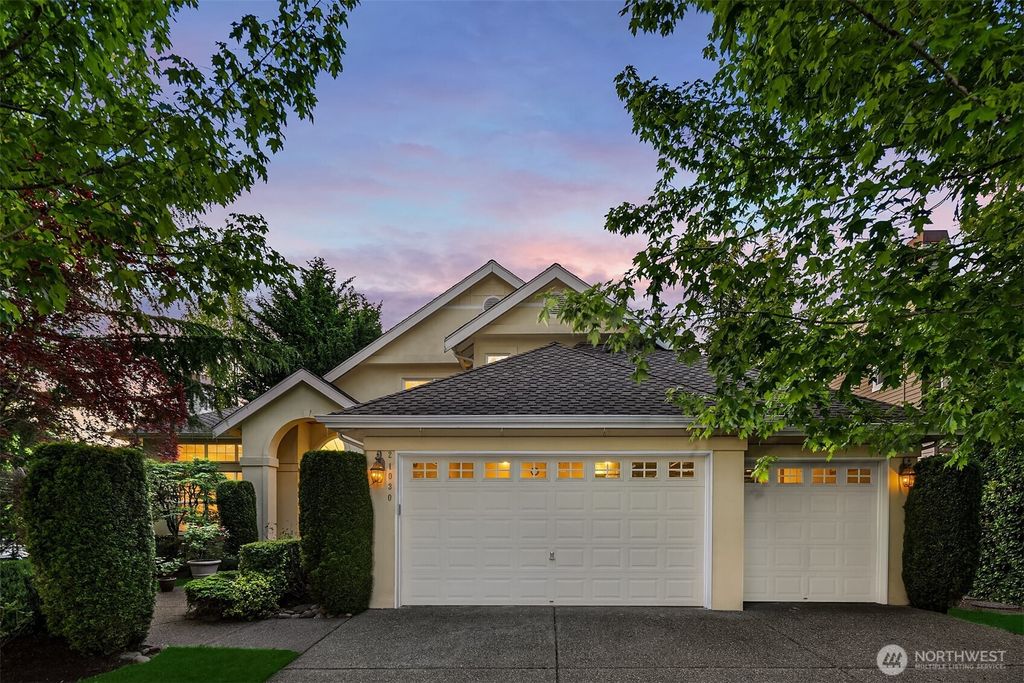 Photo of 21030 SE 5th Street, Sammamish, WA 98074 (MLS # 2510688)