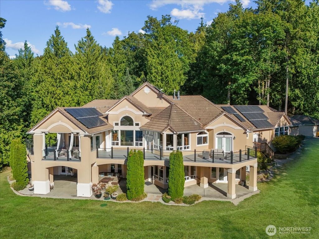 Photo of 22410 McMurray Shore Drive, Mount Vernon, WA 98274 (MLS # 2515812)