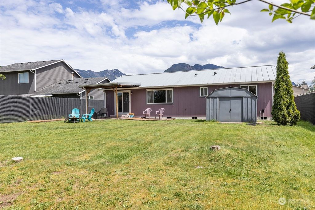Photo of 207 Nugget Road, Gold Bar, WA 98251 (MLS # 2068740)