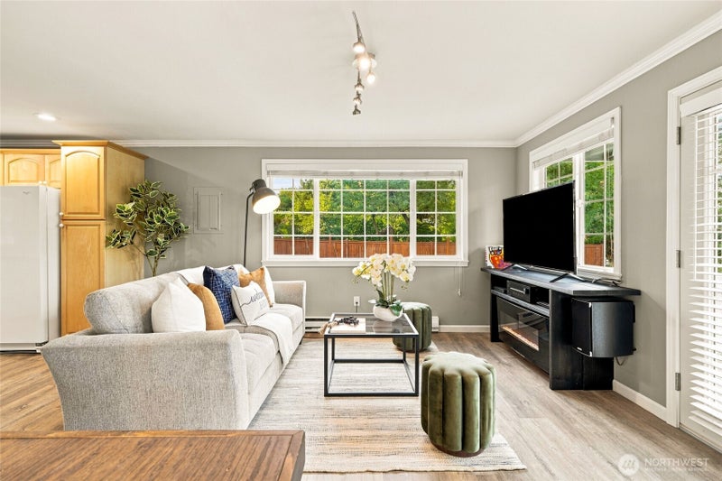 20818 Royal Anne Road