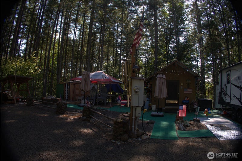 321 Lakeview Drive