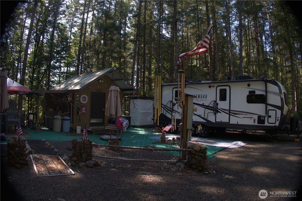 Photo of 321 Lakewood Drive, Hoodsport, WA 98548 (MLS # 2470829)