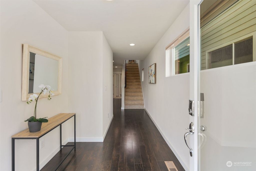 Photo of 9911 6th Avenue SW, Seattle, WA 98106 (MLS # 2241155)