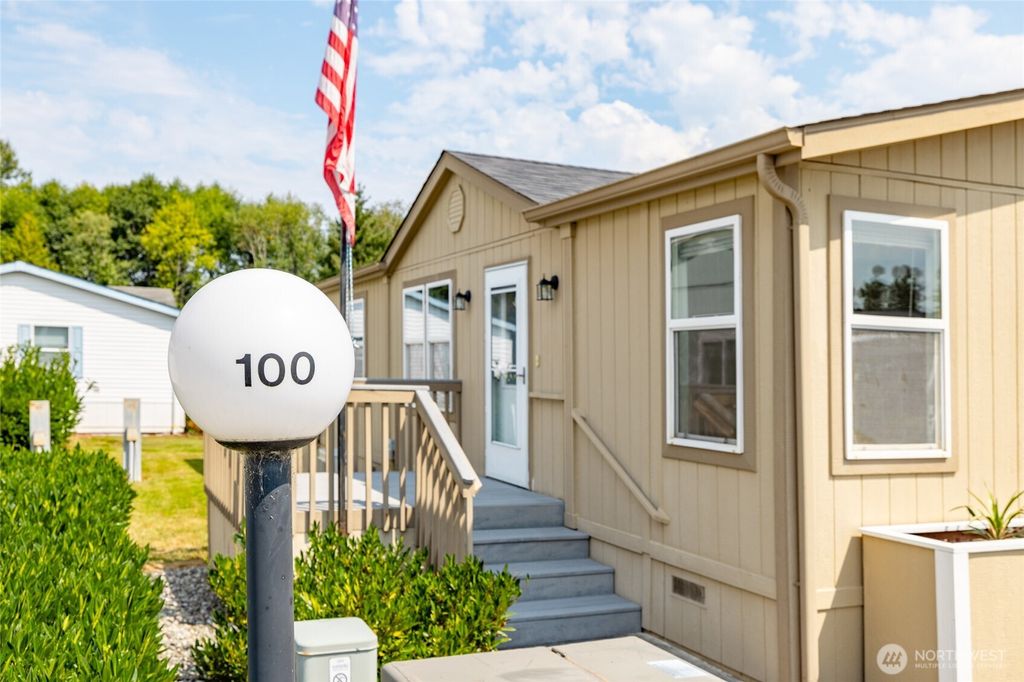 Photo of 14727 43rd Avenue NE #100, Marysville, WA 98271 (MLS # 2415933)
