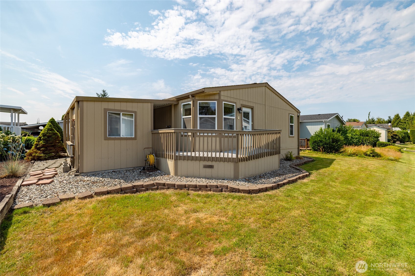 14727 43rd Avenue NE 100