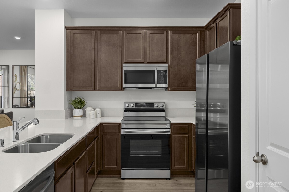 8526 42nd Place NE 75