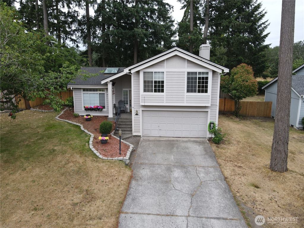 Photo of 8920 81st ST, Lakewood, WA 98498 (MLS # 2543969)