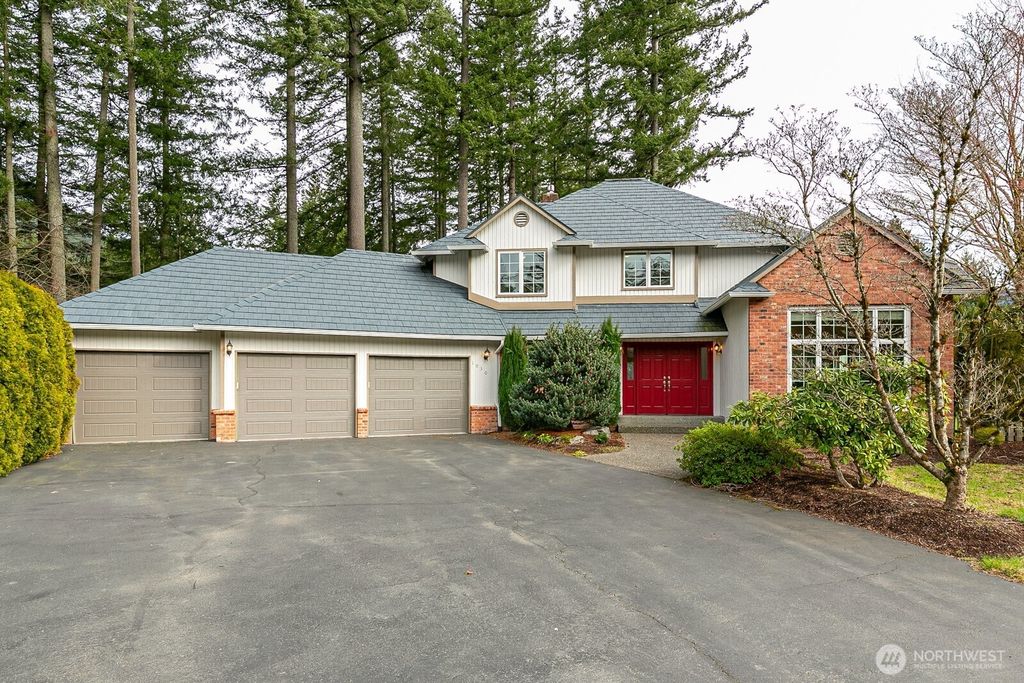 Photo of 1030 La Forest Drive SE, North Bend, WA 98045 (MLS # 2336065)