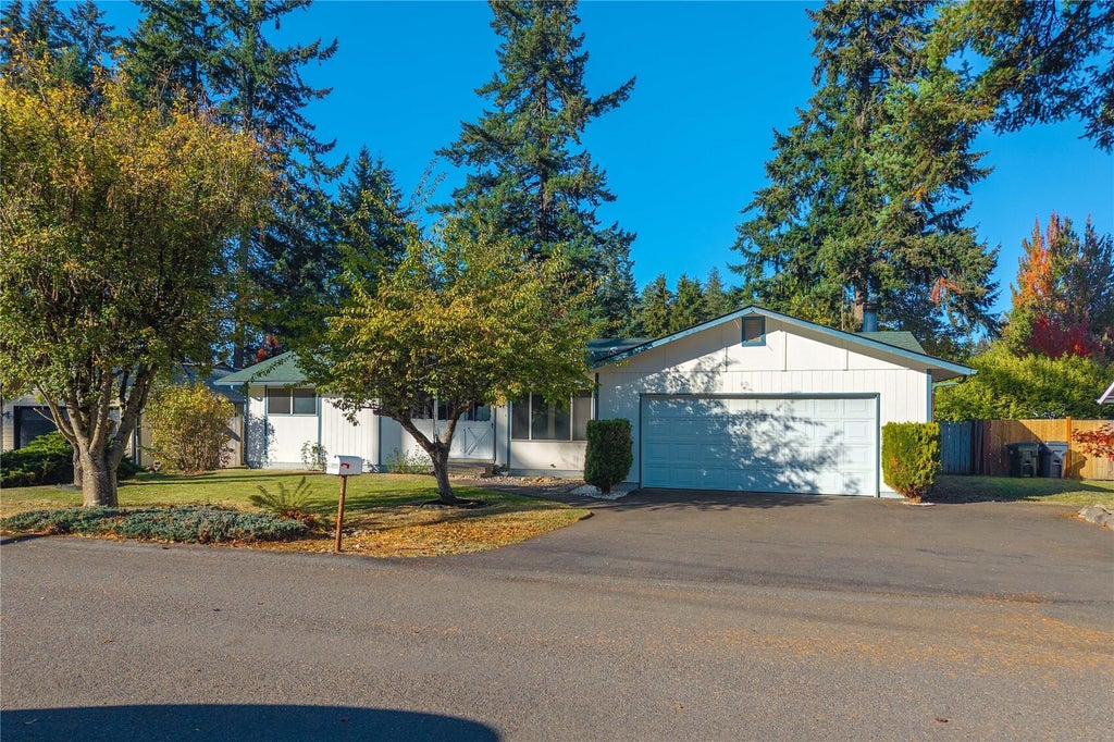 Photo of 1715 148th Street Court S, Spanaway, WA 98387 (MLS # 2597989)