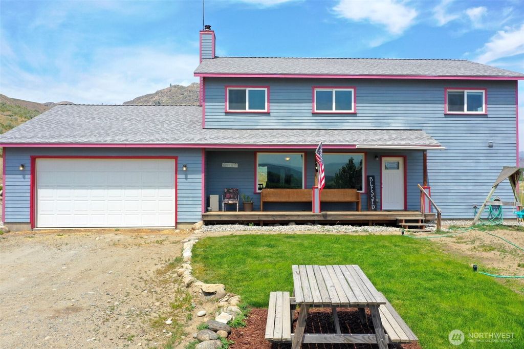 Photo of 1073 Old Hwy 97, Brewster, WA 98812 (MLS # 2531738)