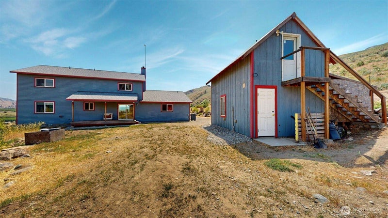 1073 Old Hwy 97