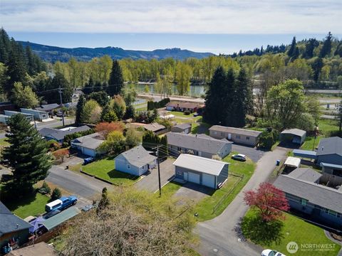 MLS: 2360681