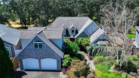 Photo of 5015 81st Street SW, Lakewood, WA 98499 (MLS # 2551260)