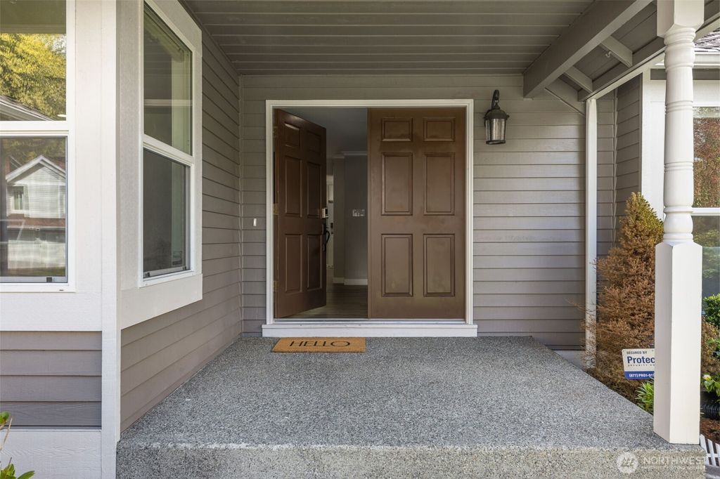 Photo of 14325 SE 63rd Street, Bellevue, WA 98006 (MLS # 2505421)