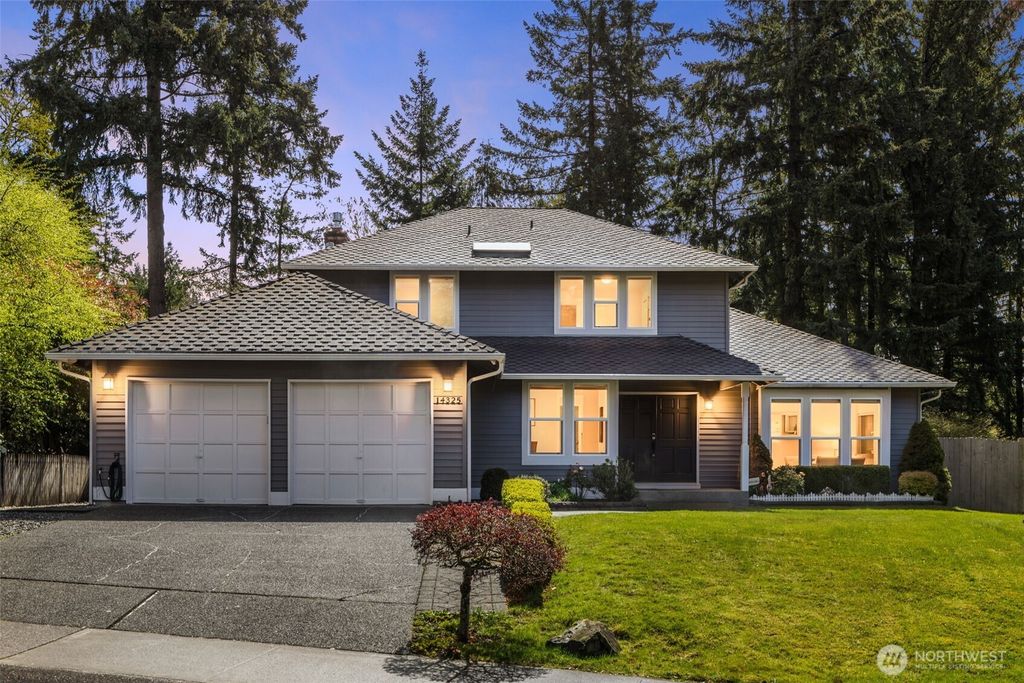 Photo of 14325 SE 63rd Street, Bellevue, WA 98006 (MLS # 2505421)