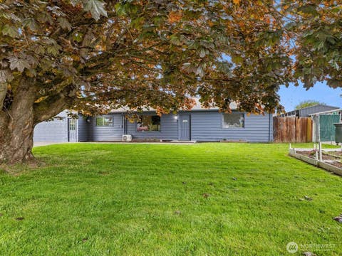 Photo of 1922 S Wall Street, Mount Vernon, WA 98273 (MLS # 2520525)
