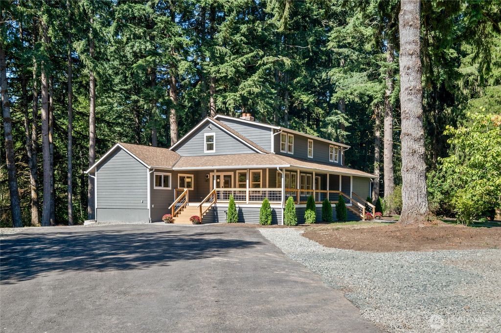 Photo of 18929 296th Place NE, Duvall, WA 98019 (MLS # 2433381)