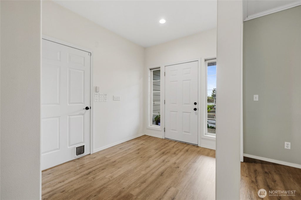 Photo of 38040 37th Place SE, Auburn, WA 98001 (MLS # 2583063)