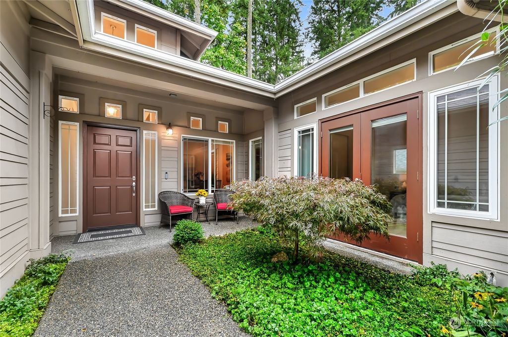 Photo of 13017 Sun Break Way NE, Redmond, WA 98053 (MLS # 2170416)