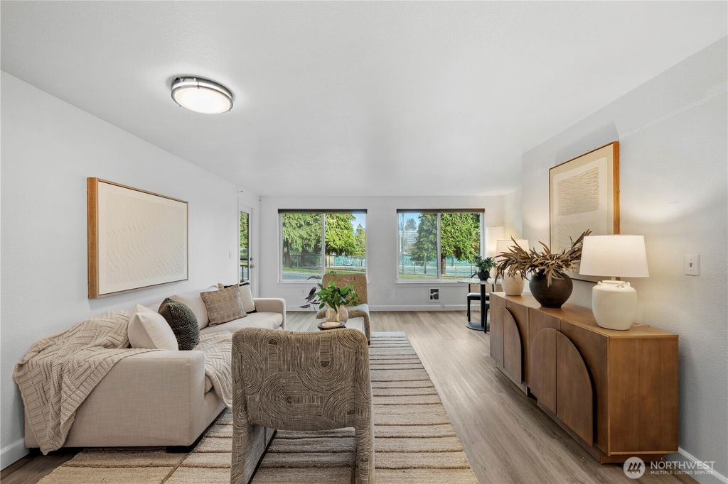 Photo of 707 N 130th St #B204, Seattle, WA 98133 (MLS # 2455536)