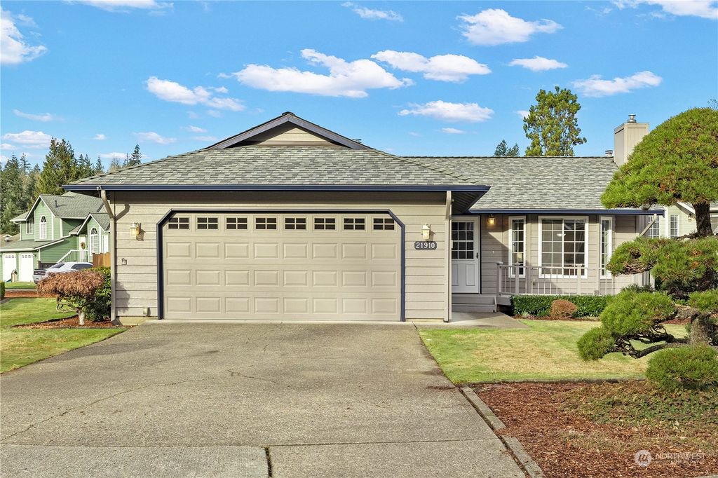 Photo of 21910 SE 239th Street, Maple Valley, WA 98038 (MLS # 2025002)