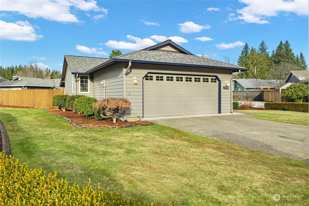 Photo of 21910 SE 239th Street, Maple Valley, WA 98038 (MLS # 2025002)