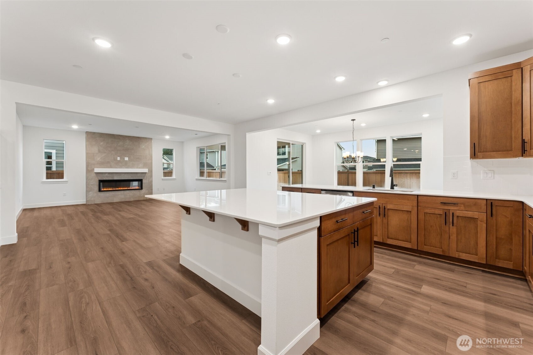 18023 139TH Place E 18